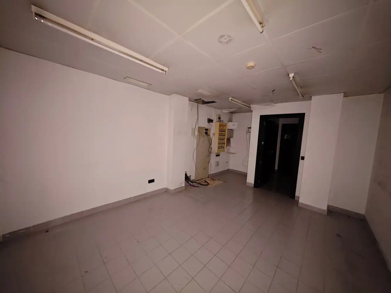 Local en venta en Alicante / Alacant con Aire acondicionado