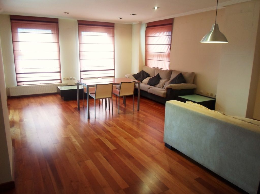 Living room of Flat to rent in  Valencia Capital  with Air Conditioner, Heating and Parquet flooring