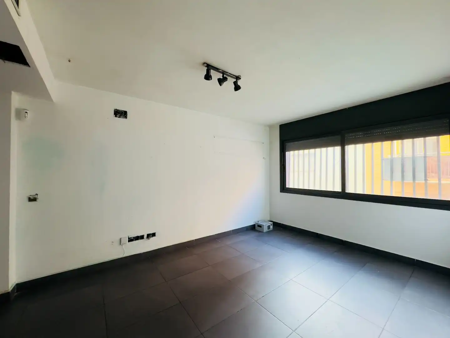 Flat for sale in Carrer de la Vila de Lloret, Mont Ferrant - Joan Carles I