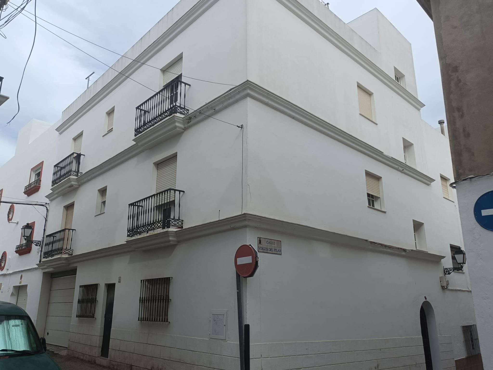 Vista exterior de Edificio en venta en Conil de la Frontera