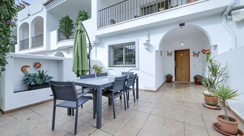 Foto 3 de Casa adosada en venta en Las Brisas, Marbella