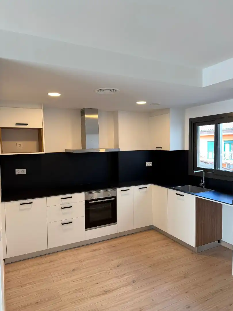 Cocina de Piso en venta en Les Franqueses del Vallès con Balcón