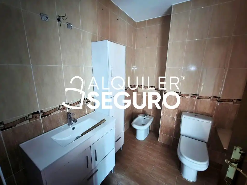Bany de Casa o xalet de lloguer en Ugena, Toledo