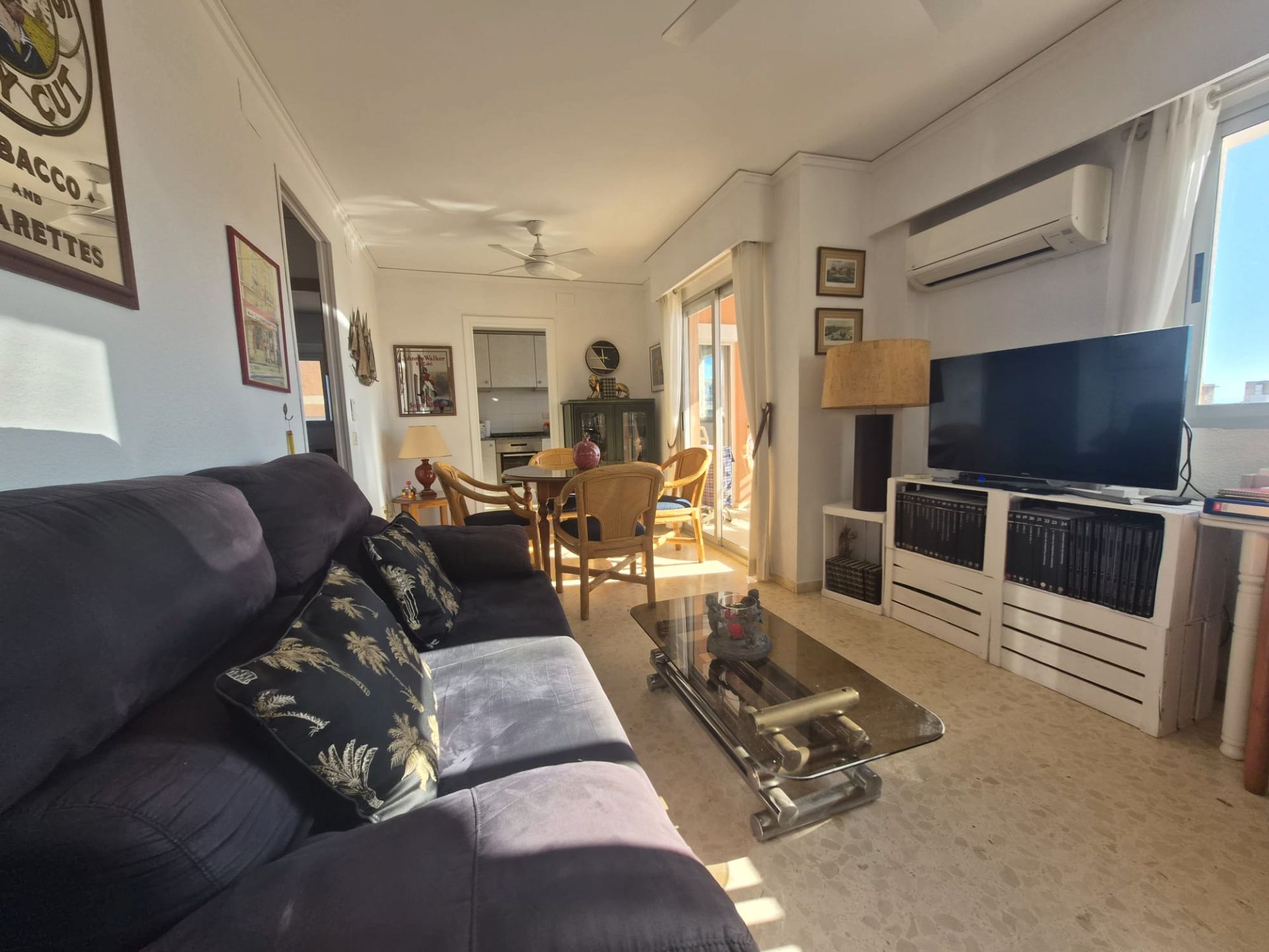 Living room of Flat for sale in Gandia  with Air Conditioner, Terrace and Storage room