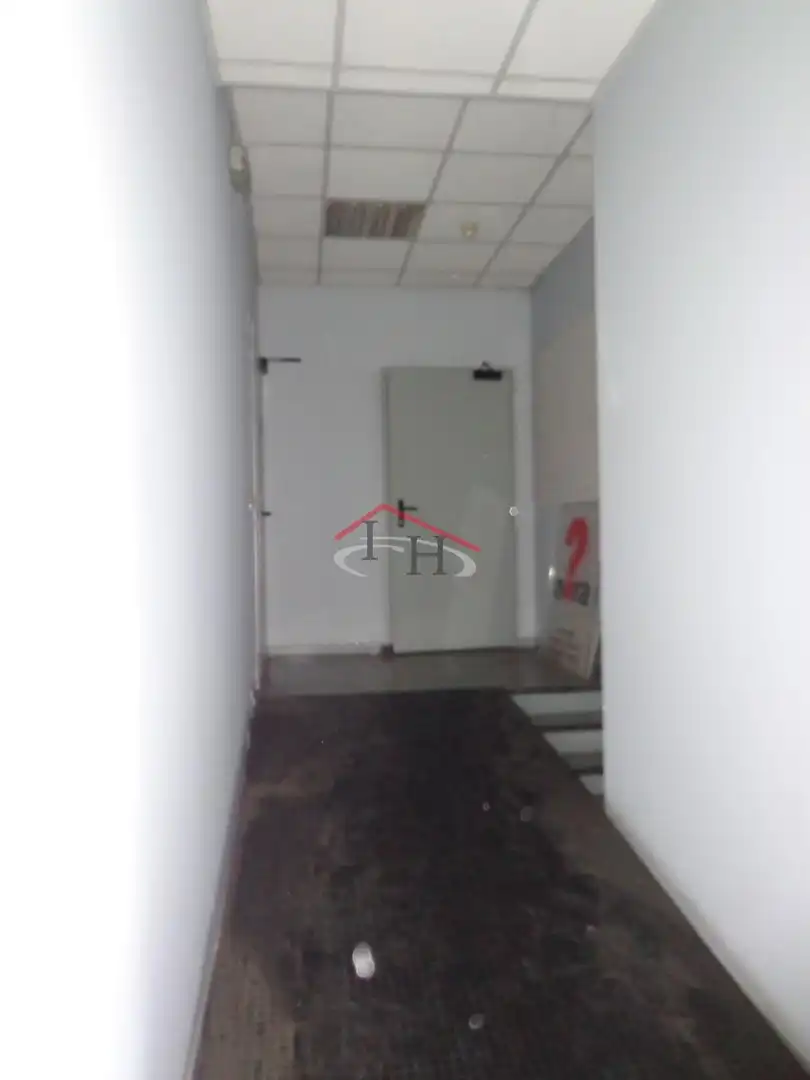 Local comercial en venda a EL TORREJÓN, imagen 2