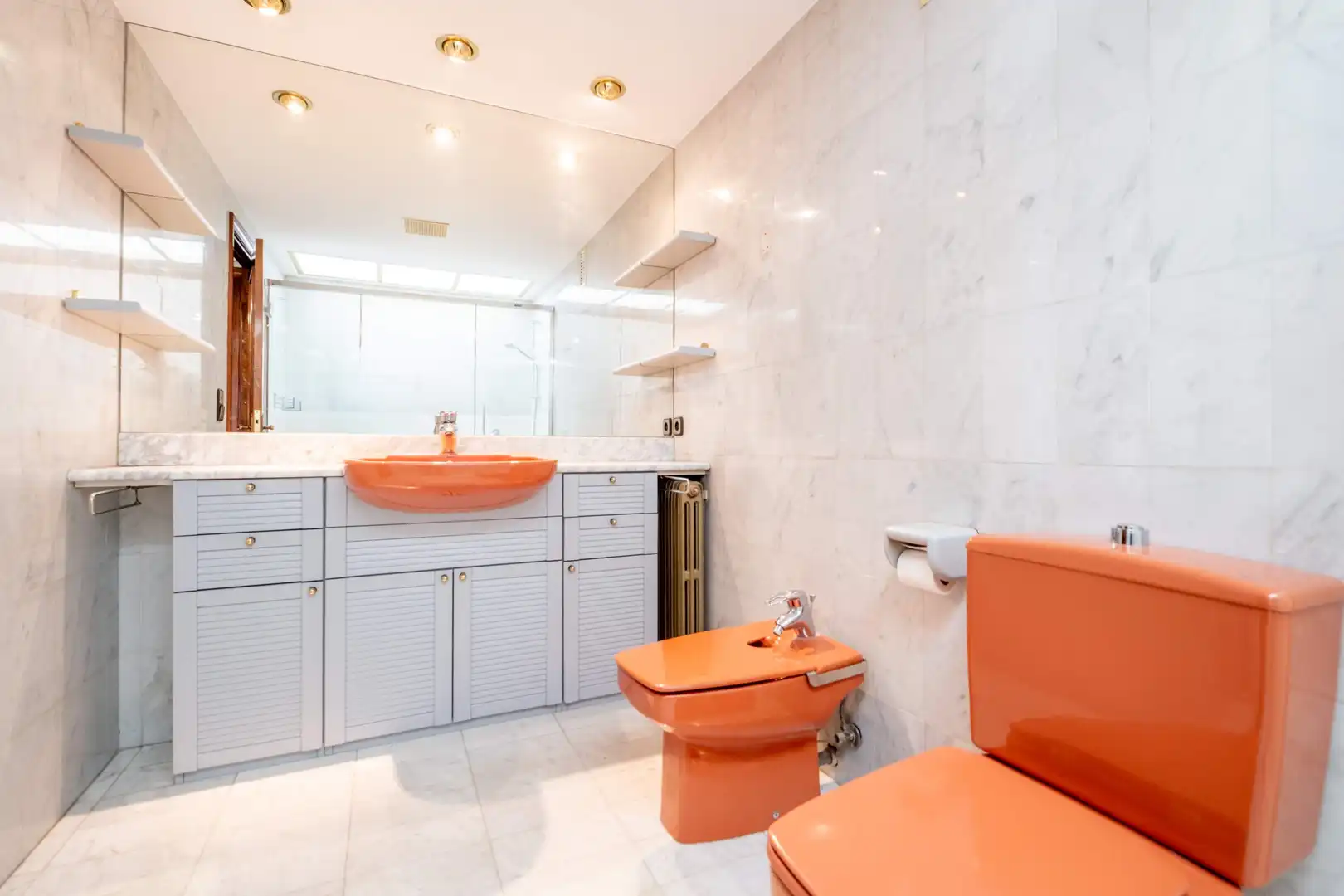 Bathroom of Flat for sale in Zaragoza  with Air Conditioner, Heating and Terrace