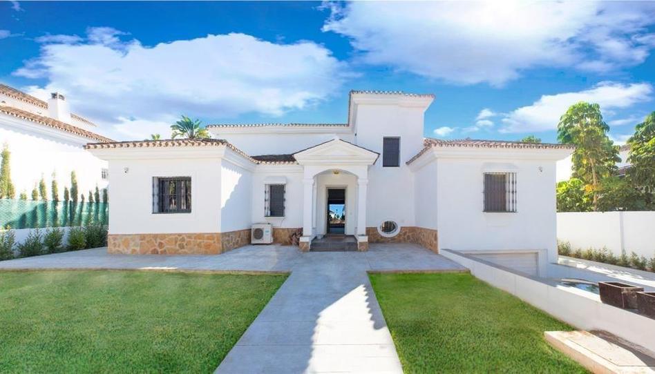 Foto 1 de Casa o xalet de lloguer a  Bruselas-nva Andalucia D, Aloha, Málaga