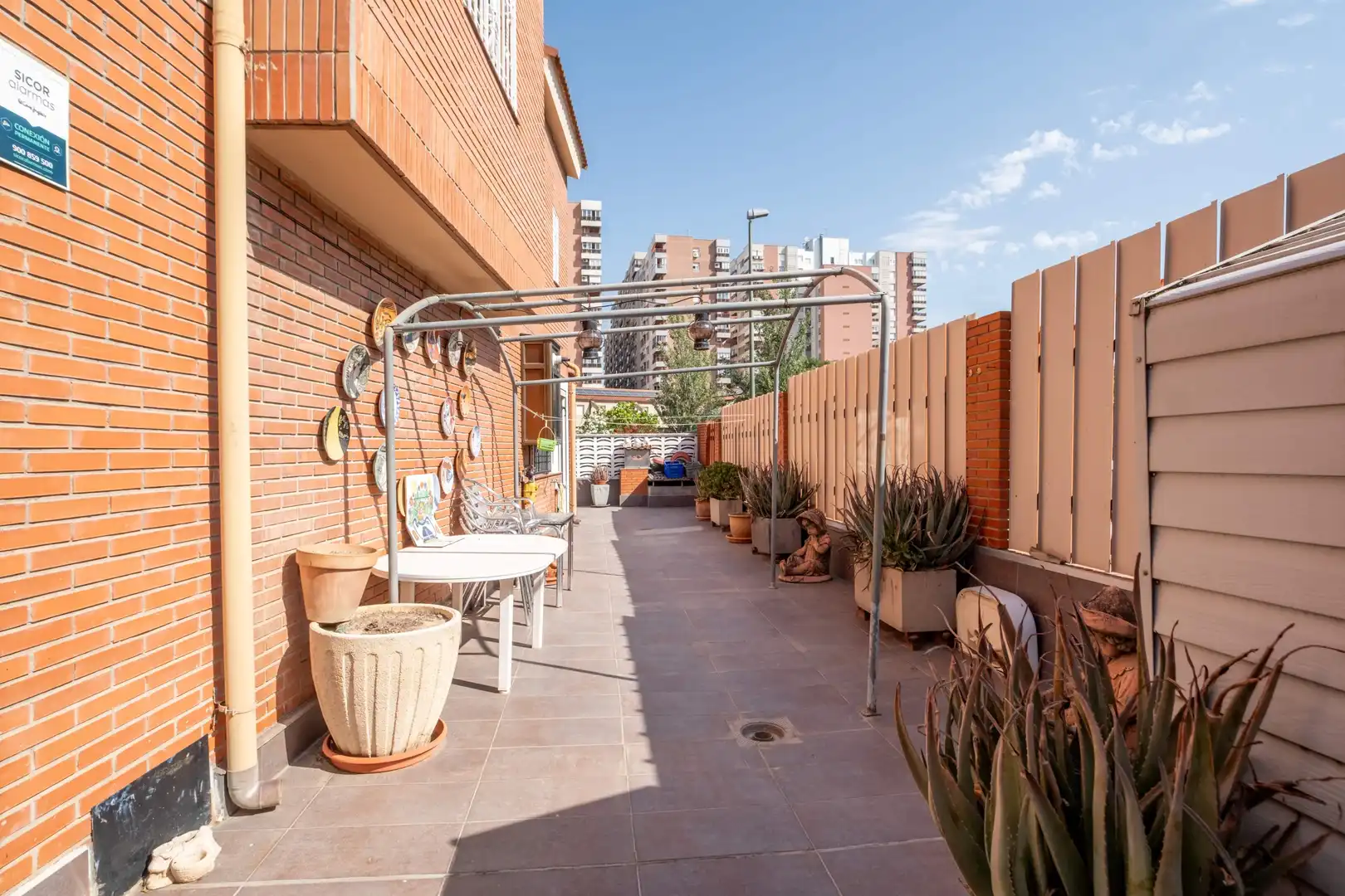 Terraza de Casa o chalet en venta en Zaragoza con Calefacción, Jardín privado y Terraza