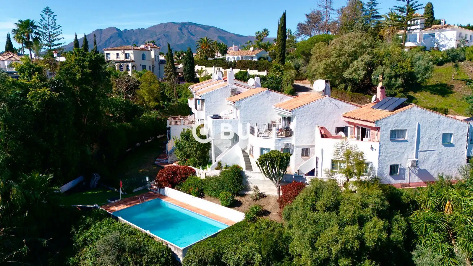 Exterior view of Detached homes for sale in Estepona  with Terrace, Swimming Pool and Alarm