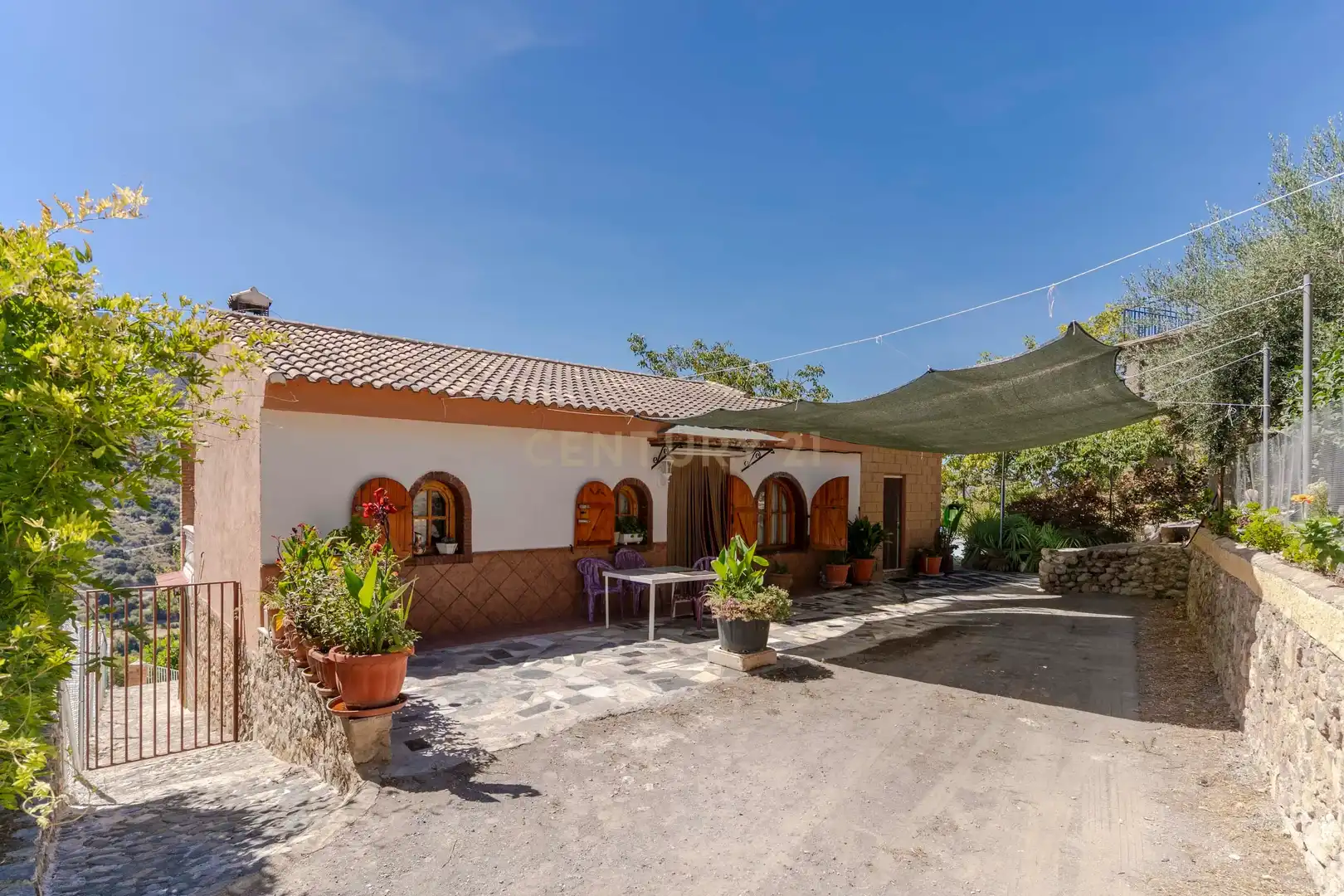 Vista exterior de Casa o chalet en venta en Güéjar Sierra con Jardín privado, Trastero y Piscina