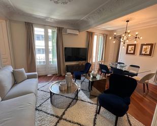 Living room of Flat to rent in  Barcelona Capital  with Air Conditioner, Heating and Terrace