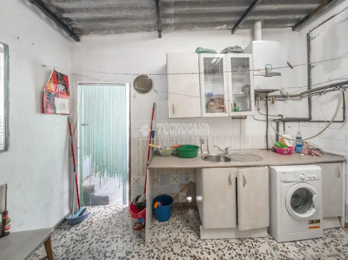 Cocina de Casa adosada en venta en Campo Real con Aire acondicionado