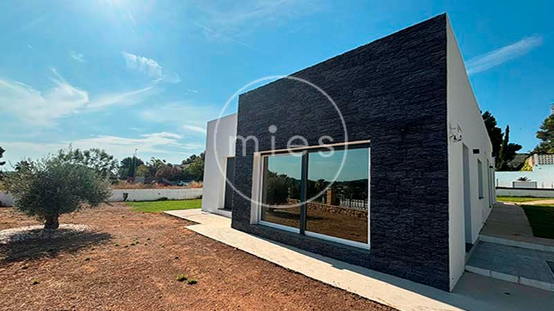 Exterior view of House or chalet for sale in Turís  with Heating, Private garden and Terrace