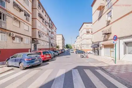 Vista exterior de Pis en venda en Genil