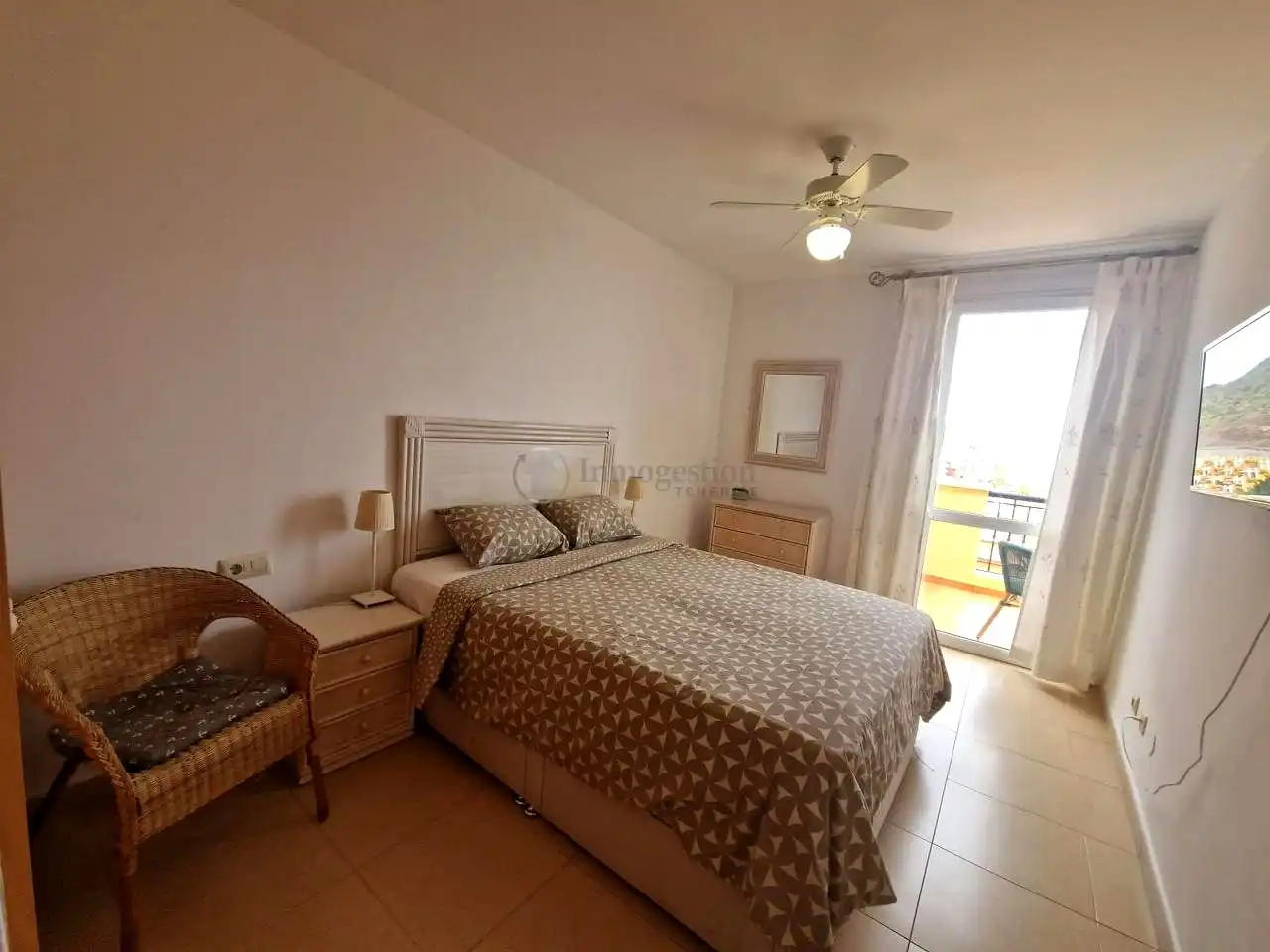 Habitación de Piso de alquiler en Adeje con Terraza, Amueblado y Internet