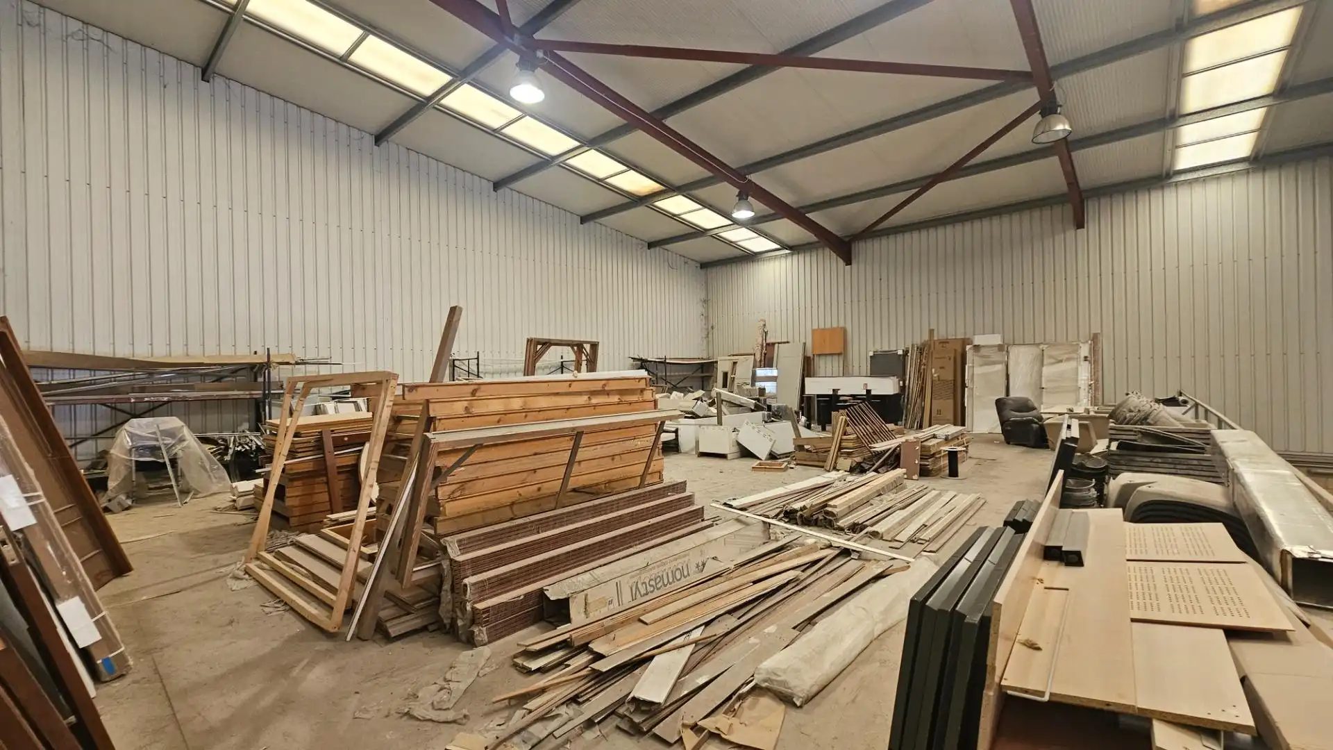 Fabrikhallen zum Verkauf in Gordexola