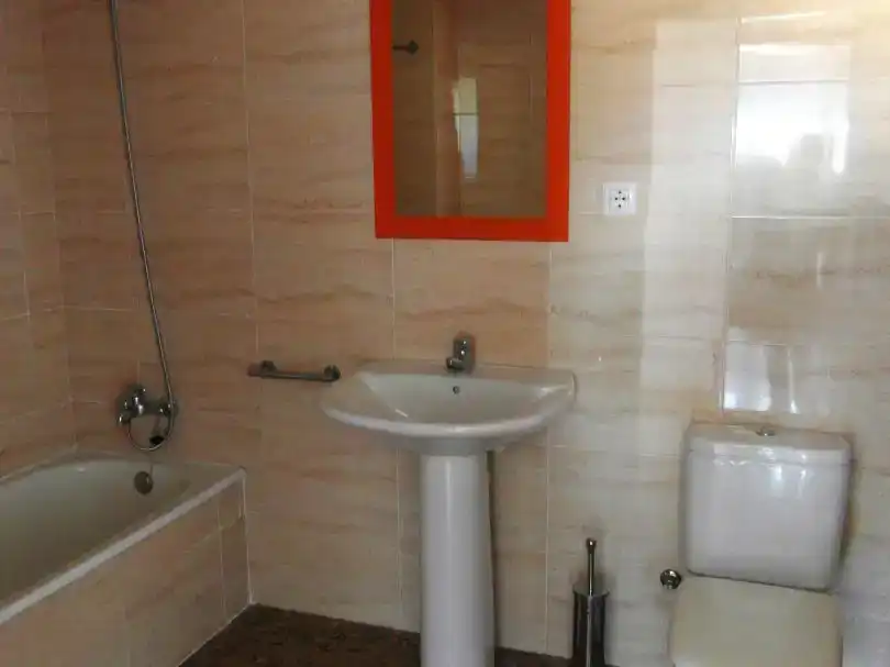 Bathroom of Flat for rent in Blanes  with Parquet flooring and Balcony