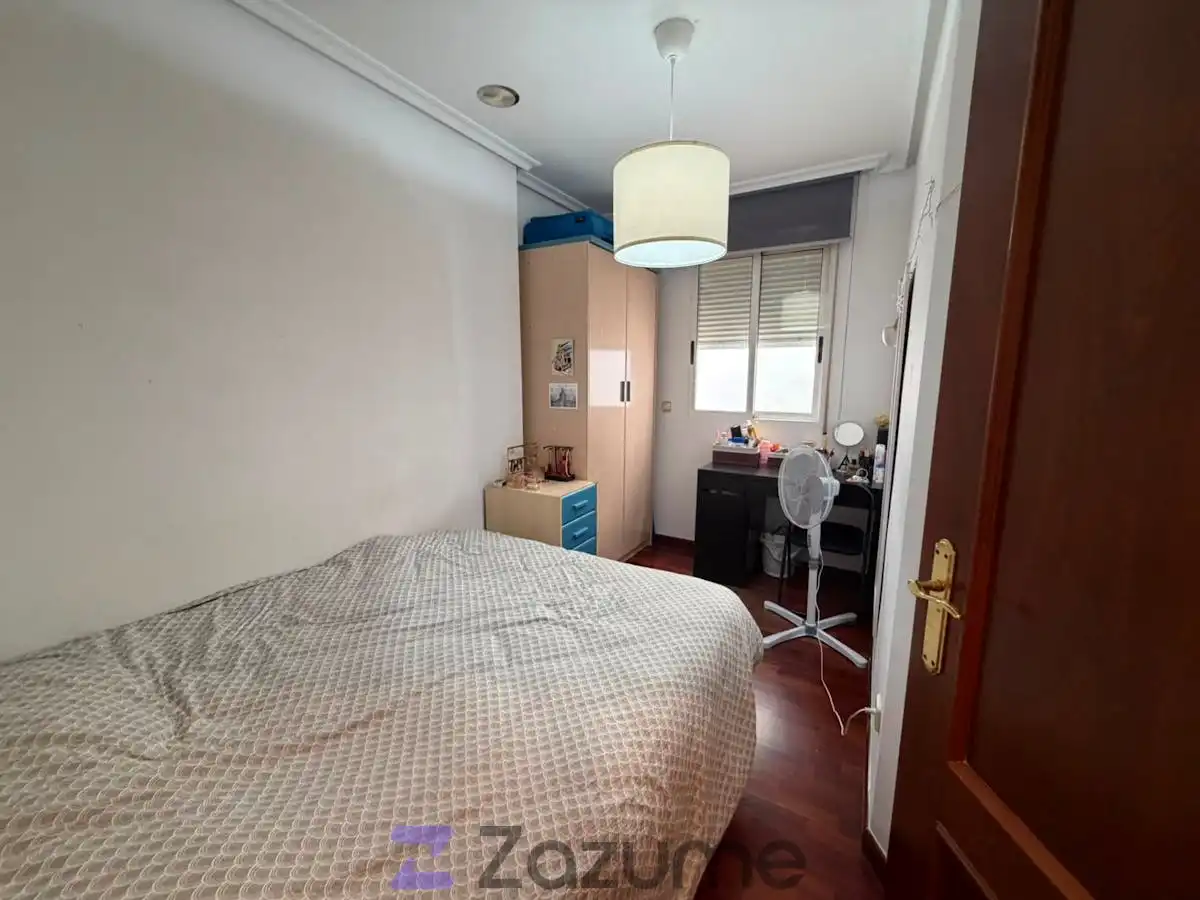Habitación de Piso de alquiler en Valencia con Parquet, Amueblado y Horno