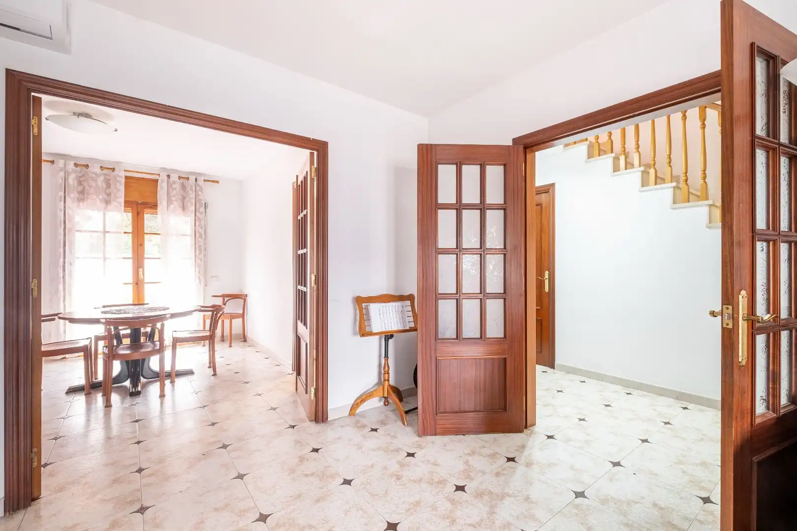 Detached homes for sale in Sector Est