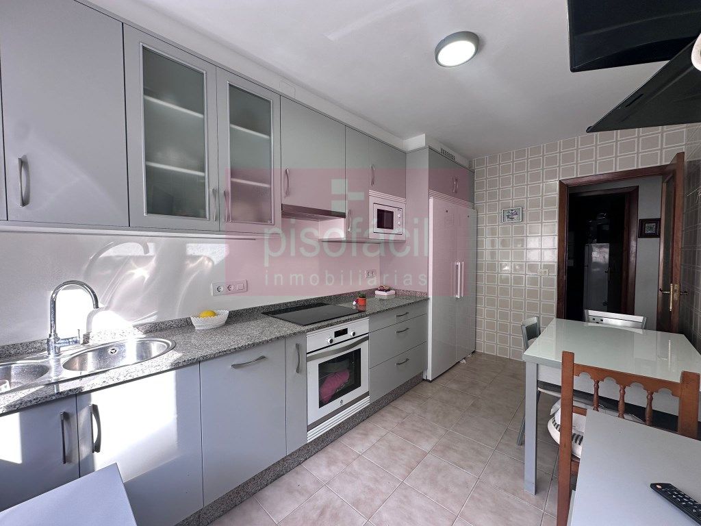 Kitchen of Flat for sale in Lugo Capital