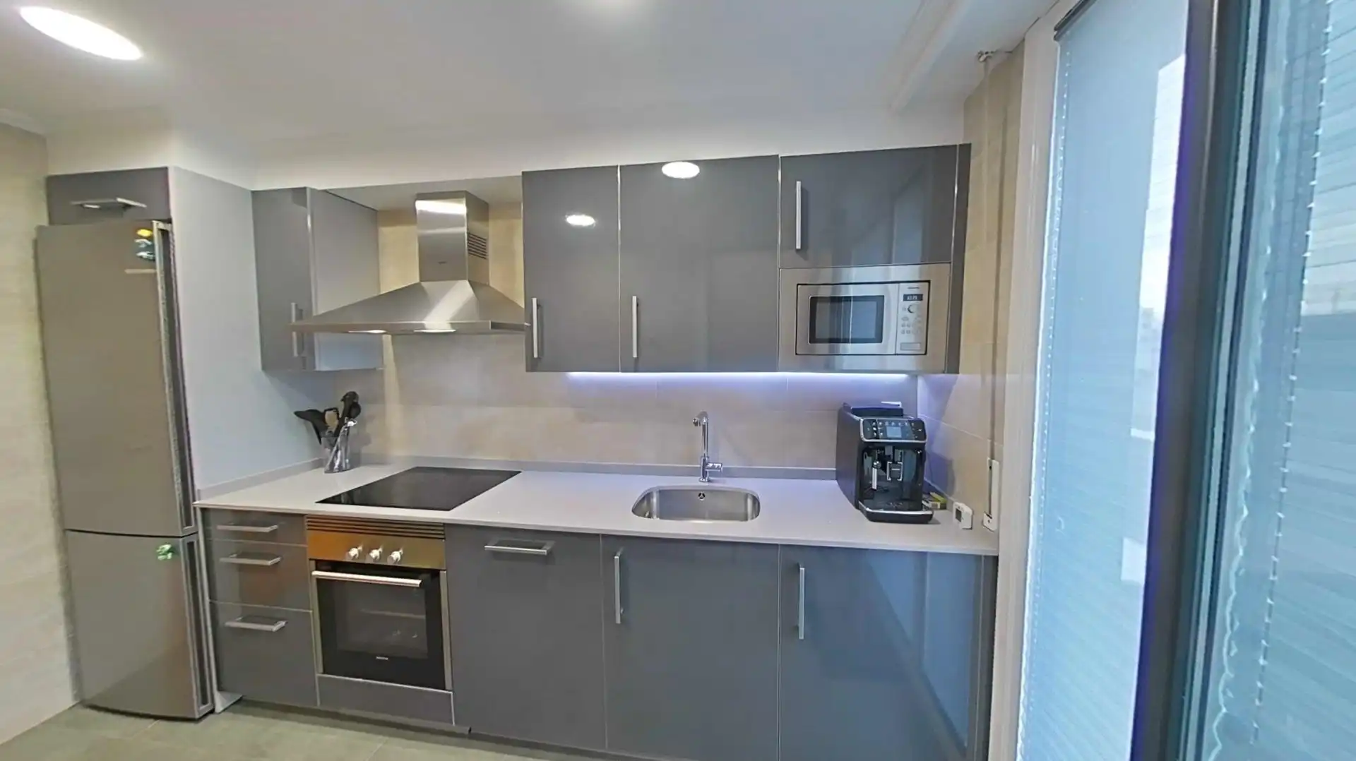 Cocina de Piso en venta en Donostia - San Sebastián  con Calefacción, Jardín privado y Terraza