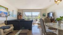 Sala d'estar de Casa o xalet en venda en Esplugues de Llobregat amb Aire condicionat, Calefacció i Terrassa