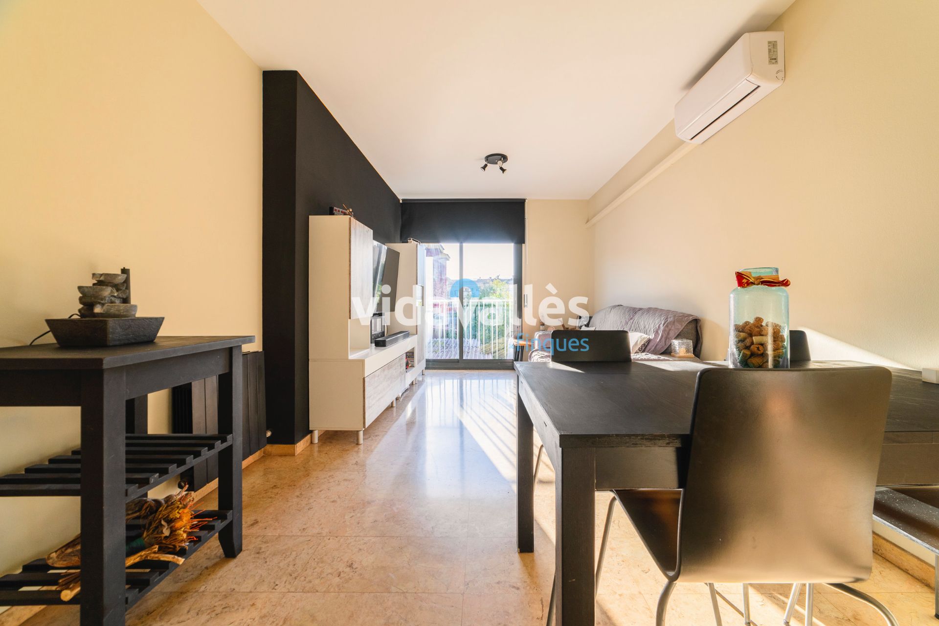 Habitación de Piso en venta en Cardedeu con Aire acondicionado, Calefacción y Internet
