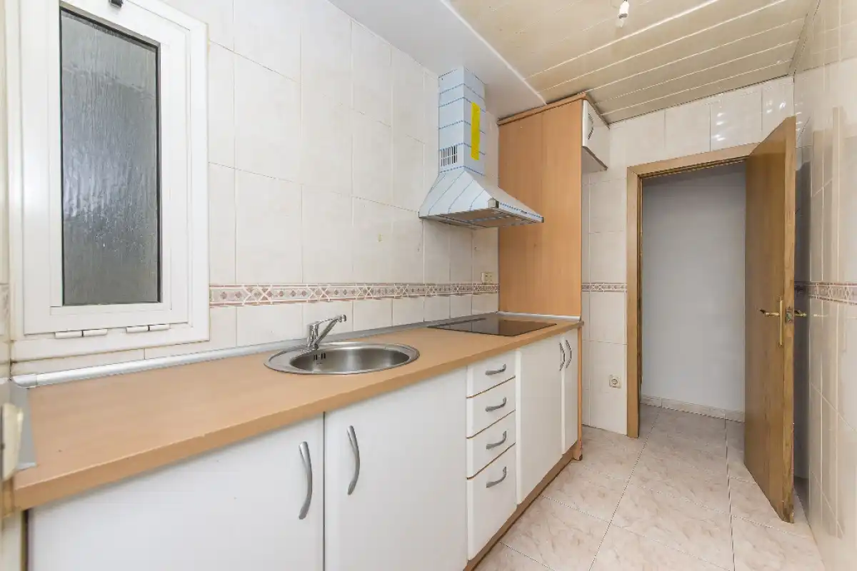 Cuina de Planta baixa en venda en Ripollet amb Terrassa