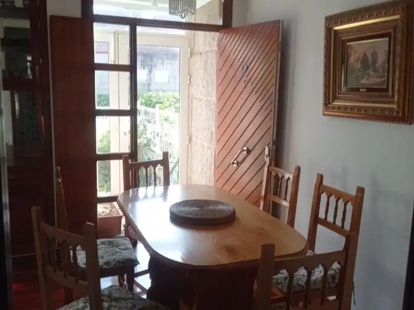 Menjador de Casa o xalet per a compartir en Parroquias de Santiago