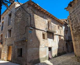 Exterior view of House or chalet for sale in Torre del Compte  with Balcony