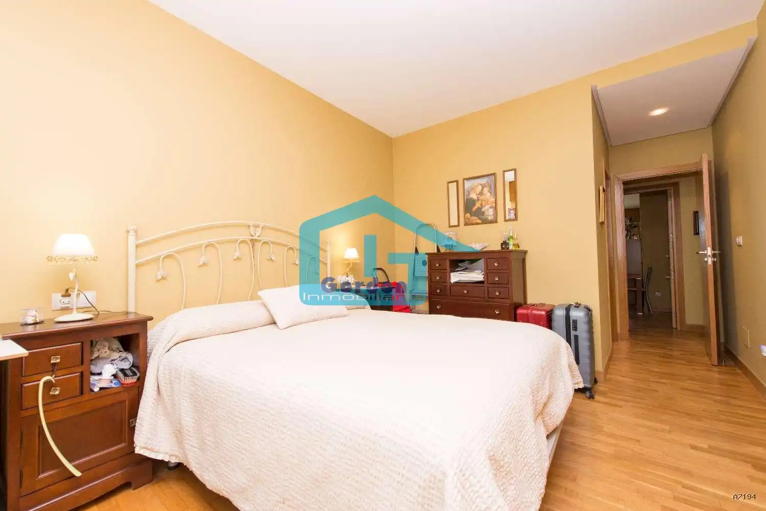 Habitación de Piso en venta en O Grove   con Calefacción, Terraza y Piscina