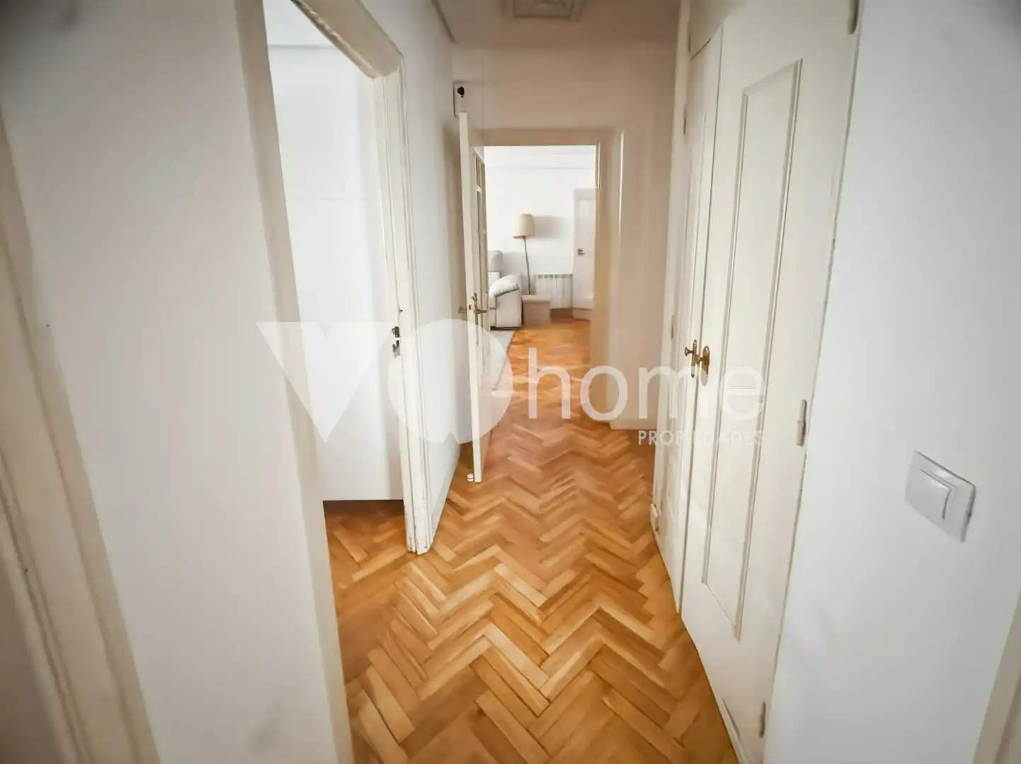 Piso en venta en Madrid con Calefacción y Amueblado