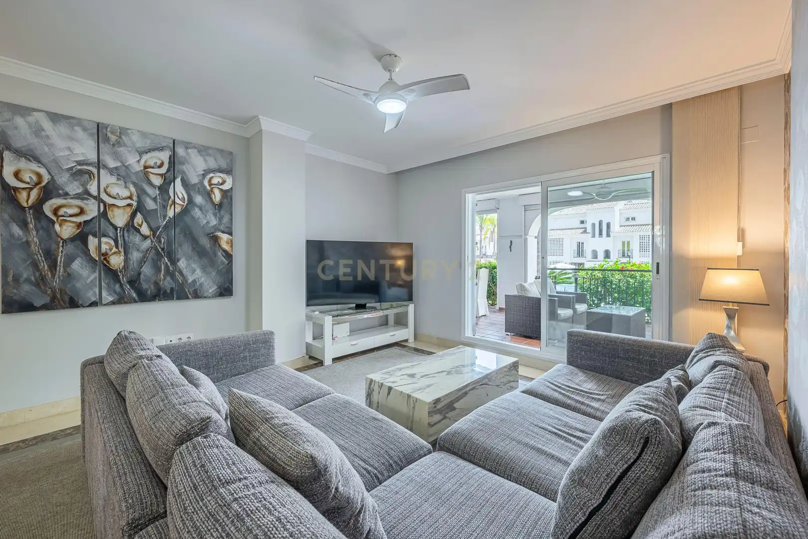 Sala de estar de Apartamento en venta en Marbella con Aire acondicionado, Jardín privado y Trastero