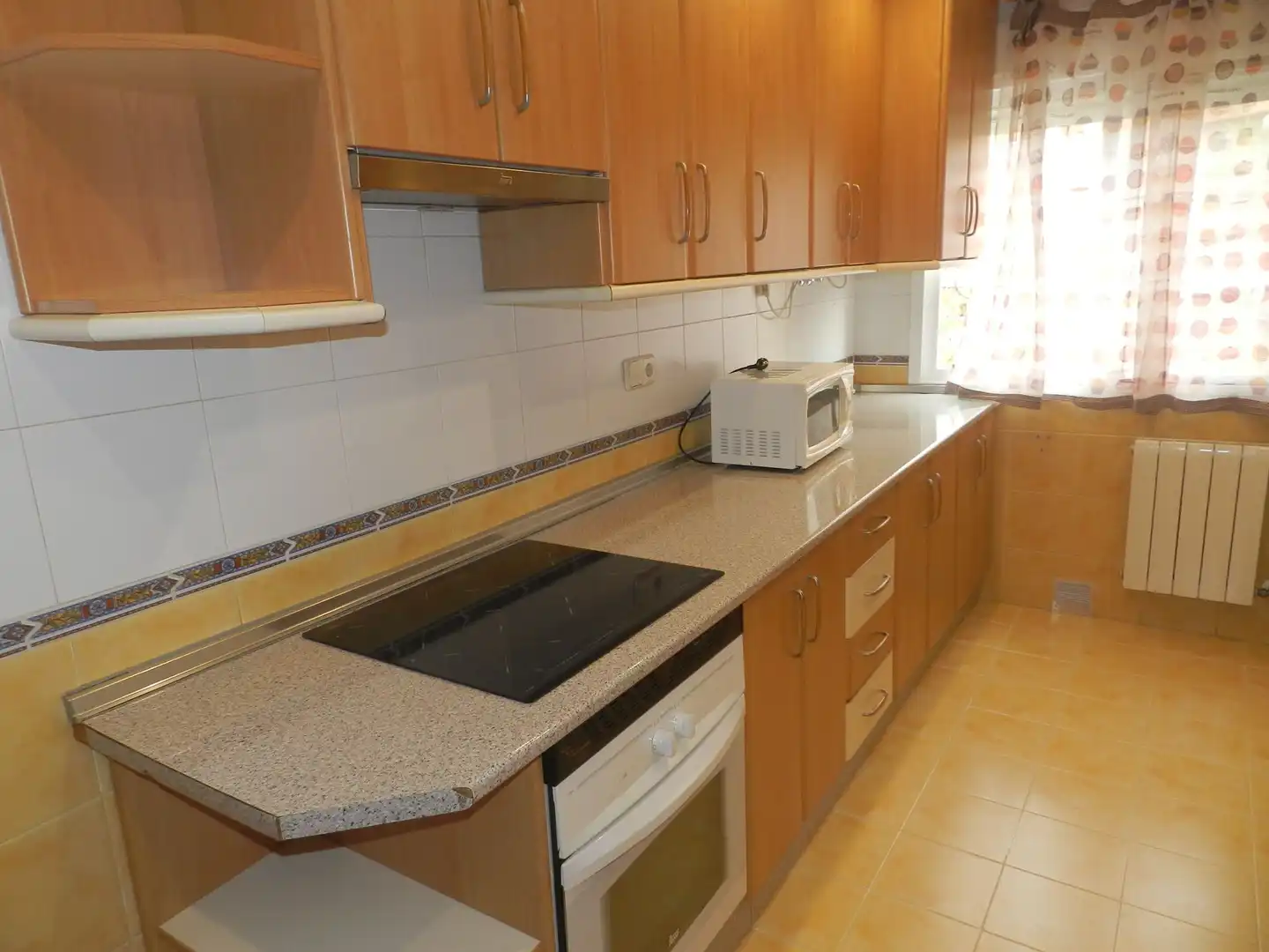Kitchen of Flat for rent in Linares  with Air Conditioner, Heating and Furnished
