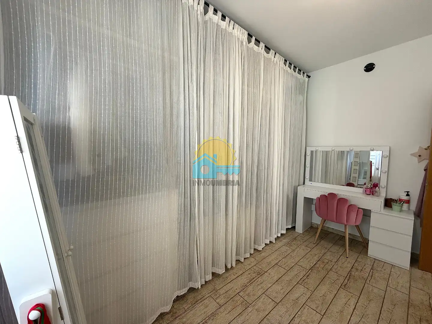Schlafzimmer von Wohnung zum Verkauf in Punta Umbría mit Klimaanlage, Terrasse und Abstellraum