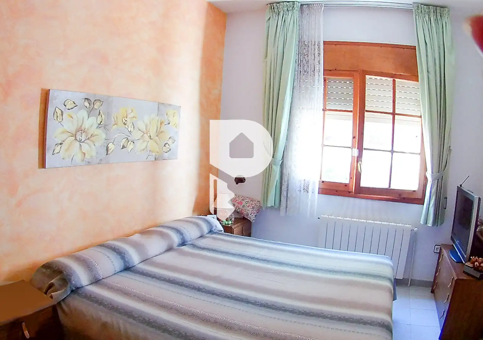 Habitación de Casa o chalet en venta en Sant Just Desvern con Aire acondicionado, Calefacción y Jardín privado