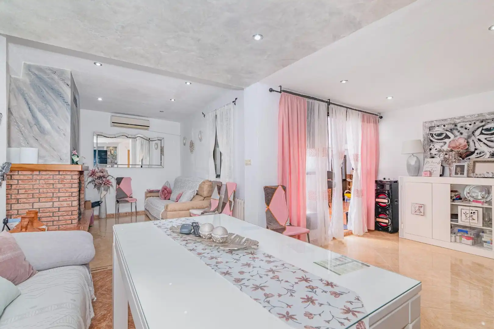 Casa con terraza en venta en Calle manila, imagen 6
