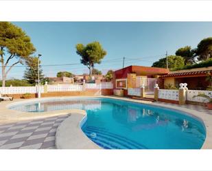 Swimming pool of Single-family semi-detached for sale in Torrent  with Terrace and Swimming Pool