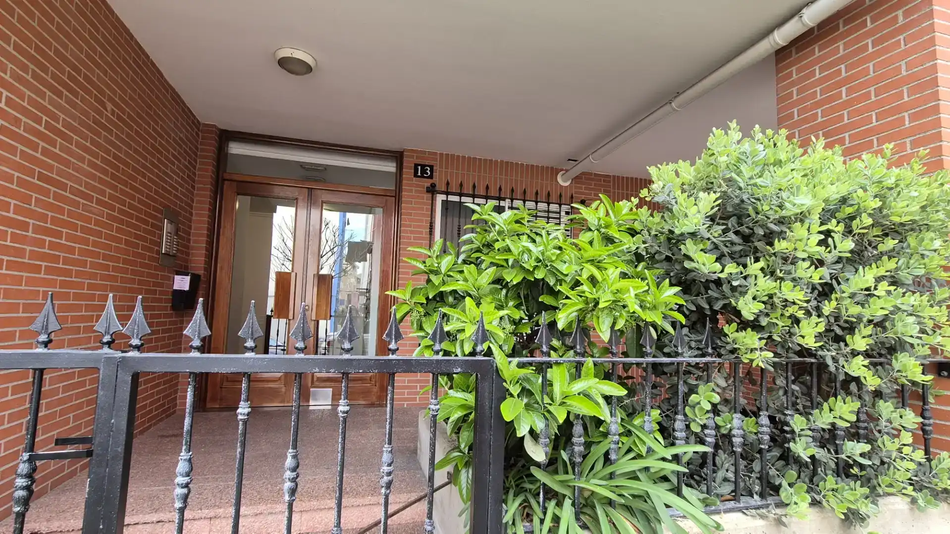 Vista exterior de Pis en venda en Santander