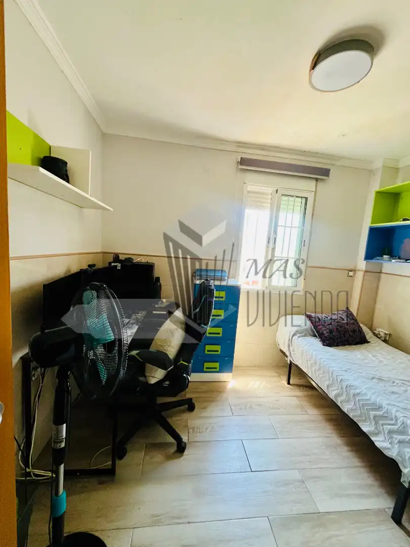 Bedroom of Flat for sale in Algeciras  with Furnished