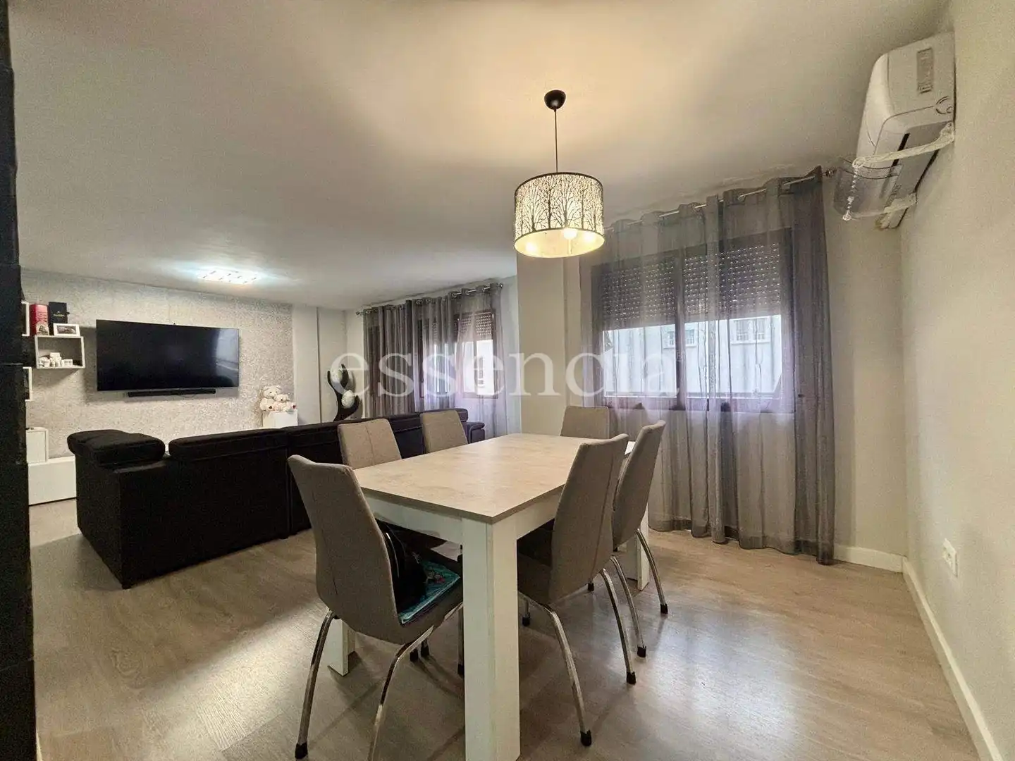 Dining room of Flat for sale in Gandia  with Air Conditioner and Balcony