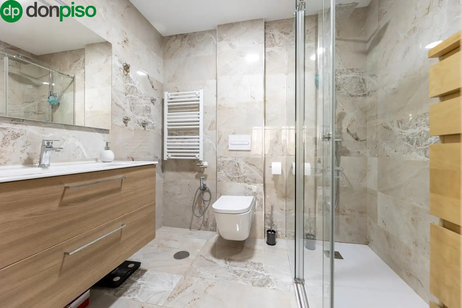 Flat with lift for sale in Calle PINTOR VELAZQUEZ 11, imagen 18