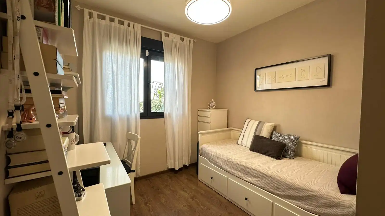 Schlafzimmer von Dachboden zum Verkauf in Mairena del Aljarafe mit Klimaanlage, Heizung und Terrasse