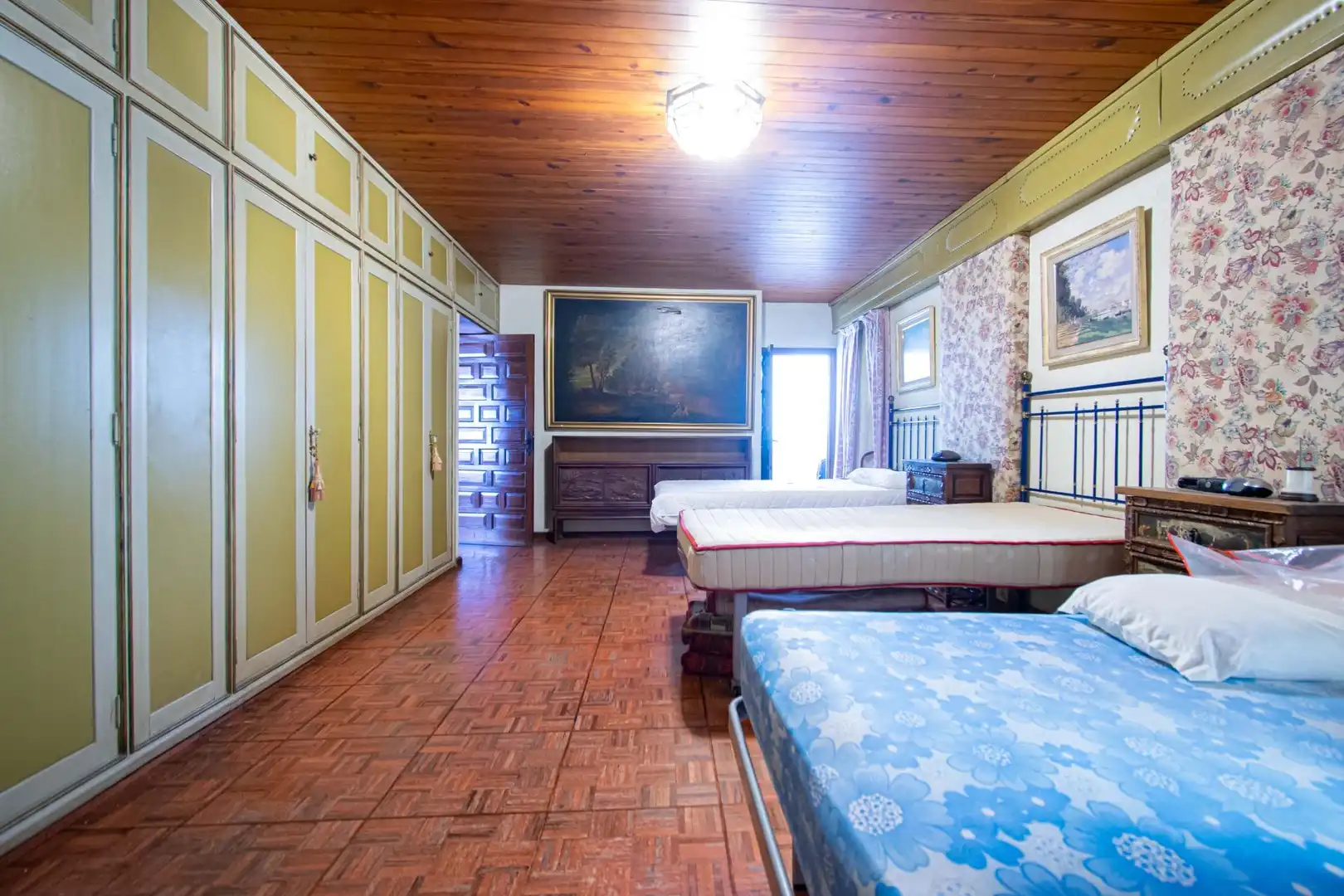 Schlafzimmer von Dachboden zum Verkauf in Sevilla mit Terrasse