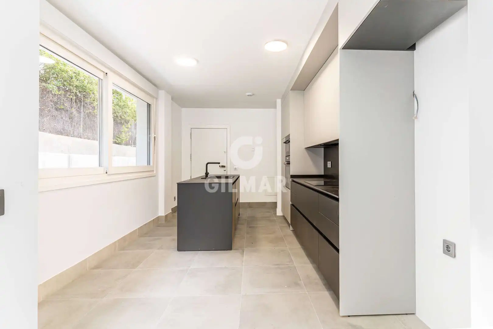 Cocina de Casa adosada en venta en Torrelodones con Calefacción, Jardín privado y Piscina
