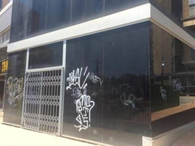 Local comercial en Venta en Plaza Marta Mata en Barri del Centre