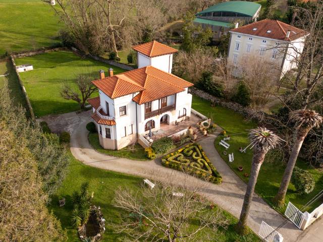 Casa-chalet en Venta en  CAVADAS-COL.PUB.L.J.VALLE, 24 en Riotuerto