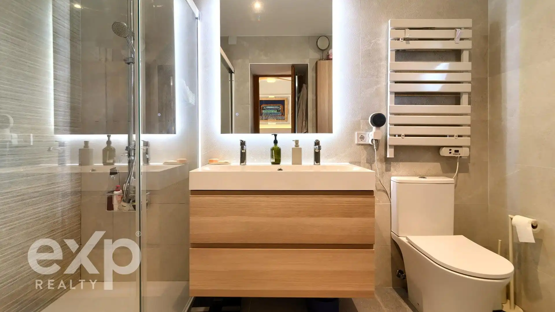 Baño de Casa o chalet en venta en Godella con Aire acondicionado, Calefacción y Jardín privado