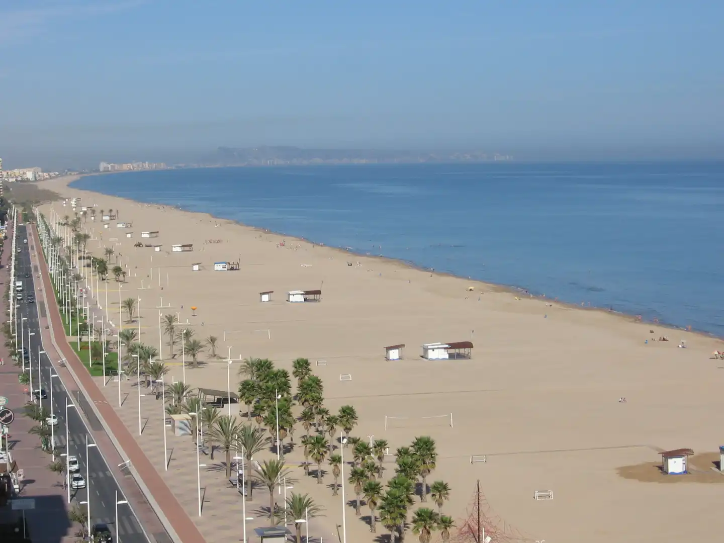 Dormitori de Apartament de lloguer en Gandia amb Aire condicionat, Calefacció i Moblat