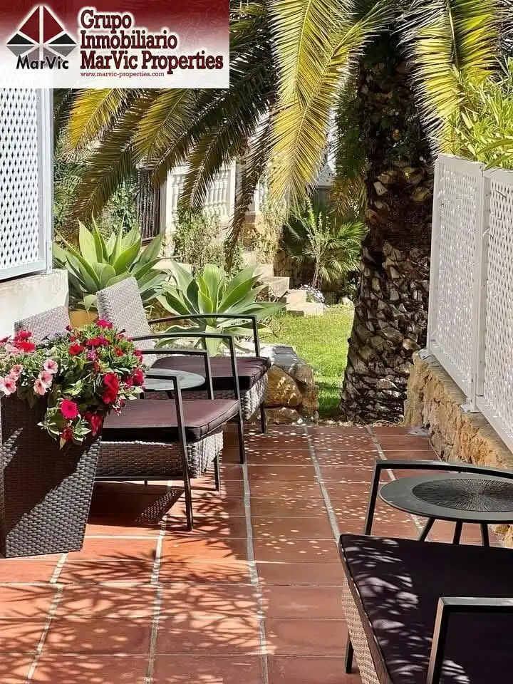 Adossat amb terrassa en venda a Golf Bahía, imagen 4